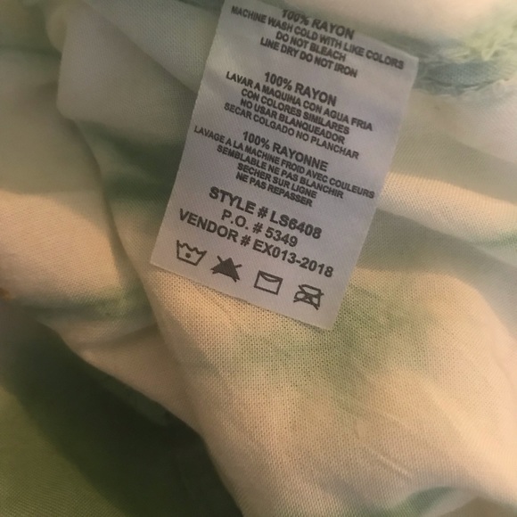 Exist lightweight long sleeve rayon boho peasant top green and white sizes small - Picture 2 of 3